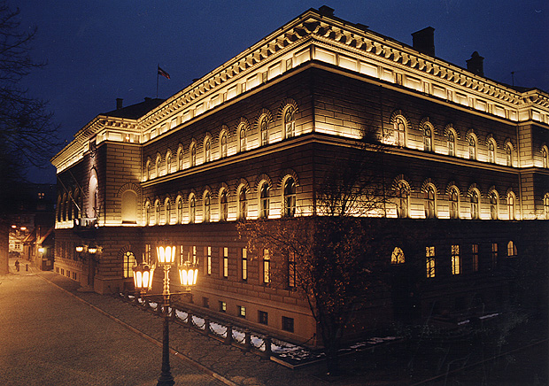 РОССИЙСКИЕ ВЕСЕННИЕ ПОЛИТИЧЕСКИЕ ТЕНДЕНЦИИ  -  ГОД  2006-й